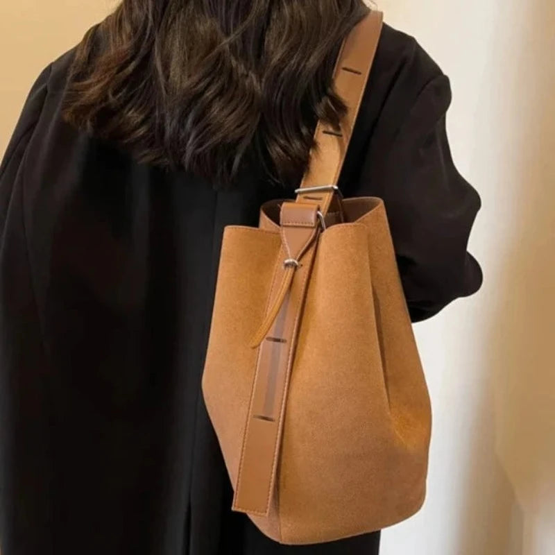 sac seau daim marron clair