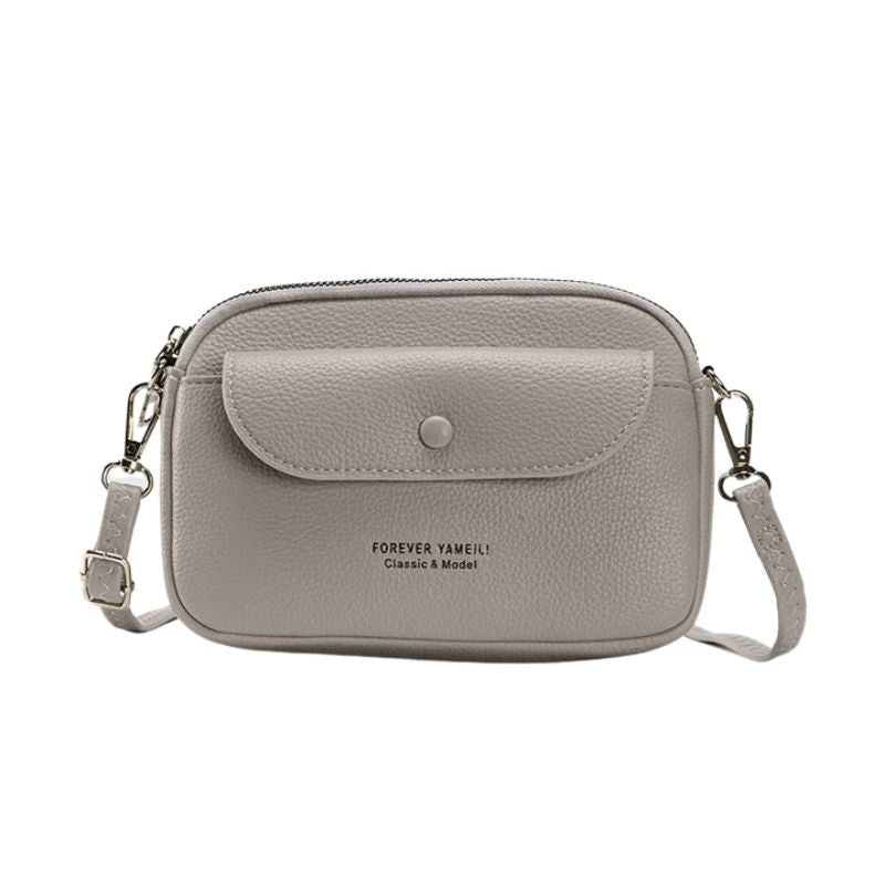 Petit Sac à Main Pratique et Léger sur fond blanc