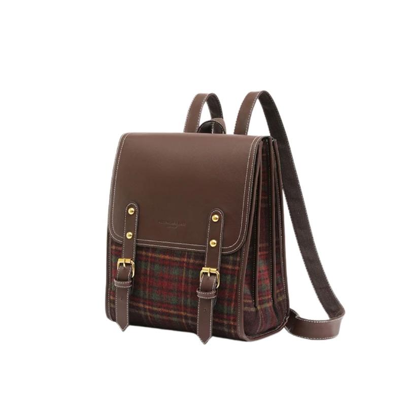 Sac Cartable Femme Rétro à Carreaux sur fond blanc