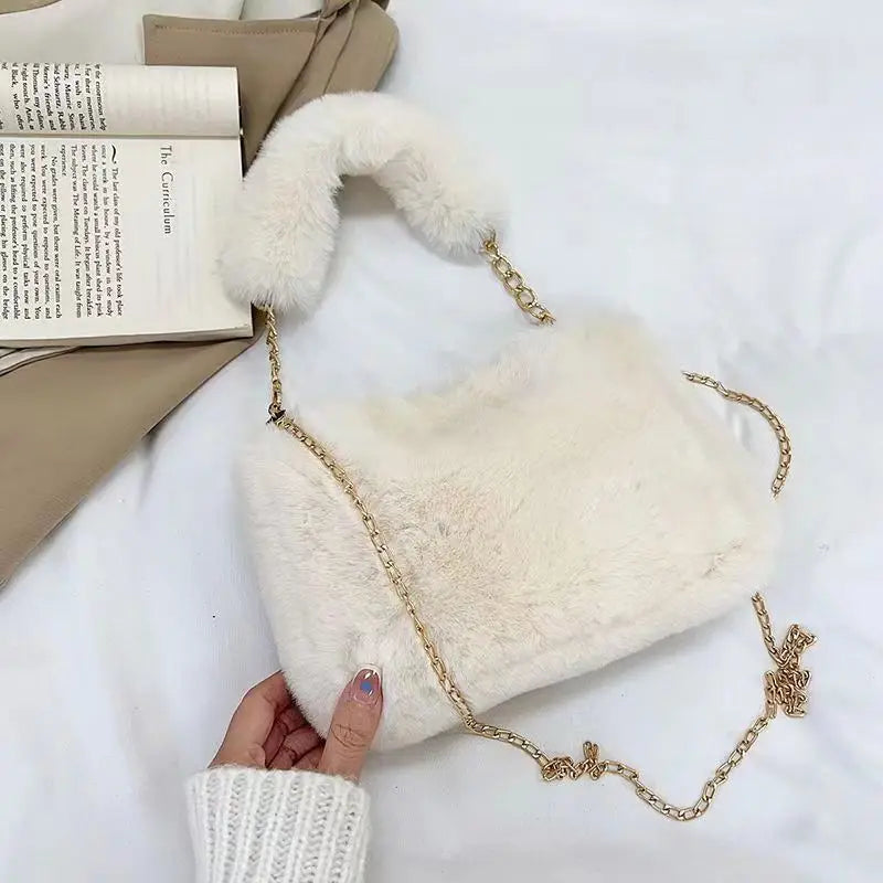 Sac à Main Fausse Fourrure Doux et Élégant