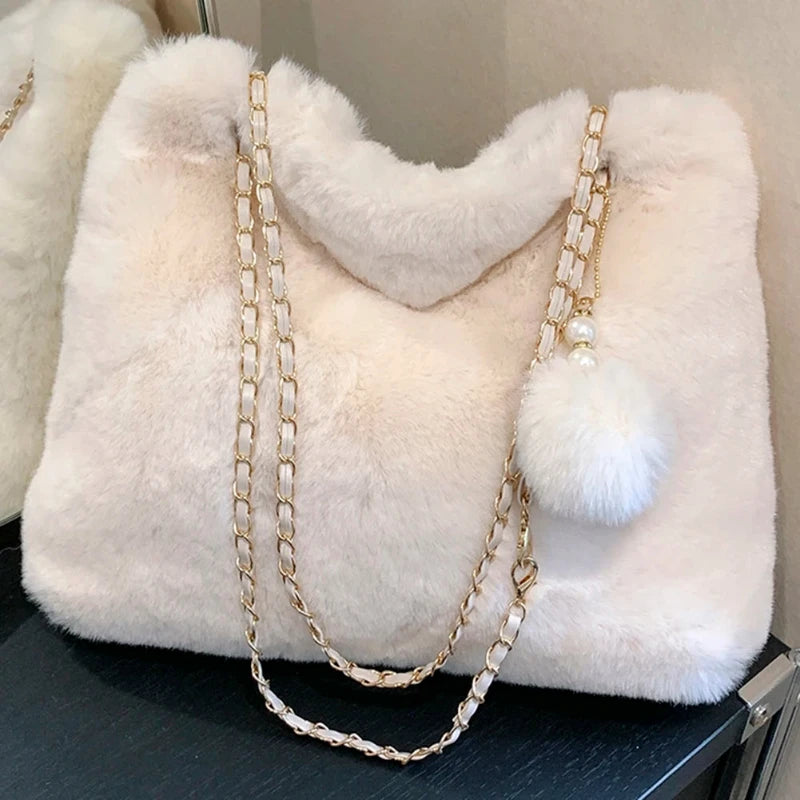 Sac à Main en Fausse Fourrure avec Pompon