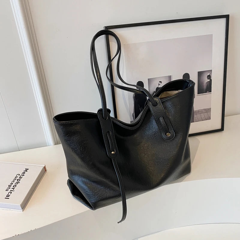Sac à Main Cabas Spacieux Design Sobre