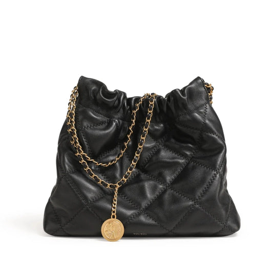 Sac Bourse Matelassé et Luxueux sur fond blanc