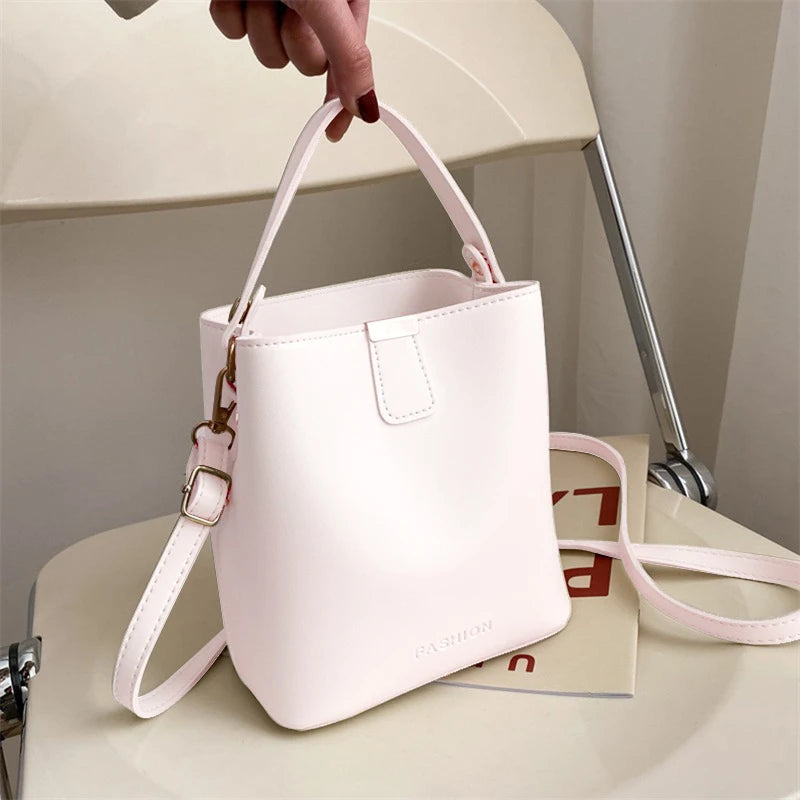 Sac Femme Seau Chic à Bandoulière