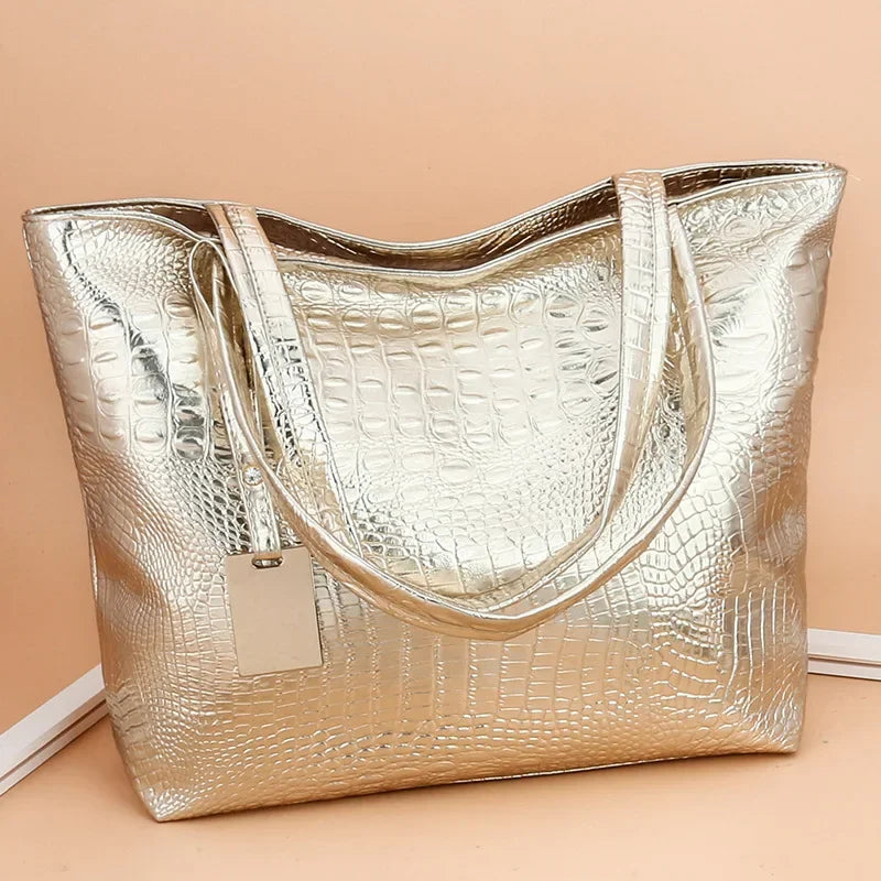 Grand Sac à Main Métallisé avec Effet Croco Élégant