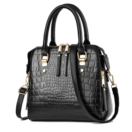 Sac Crocodile Luxueux à Bandoulière sur fond blanc