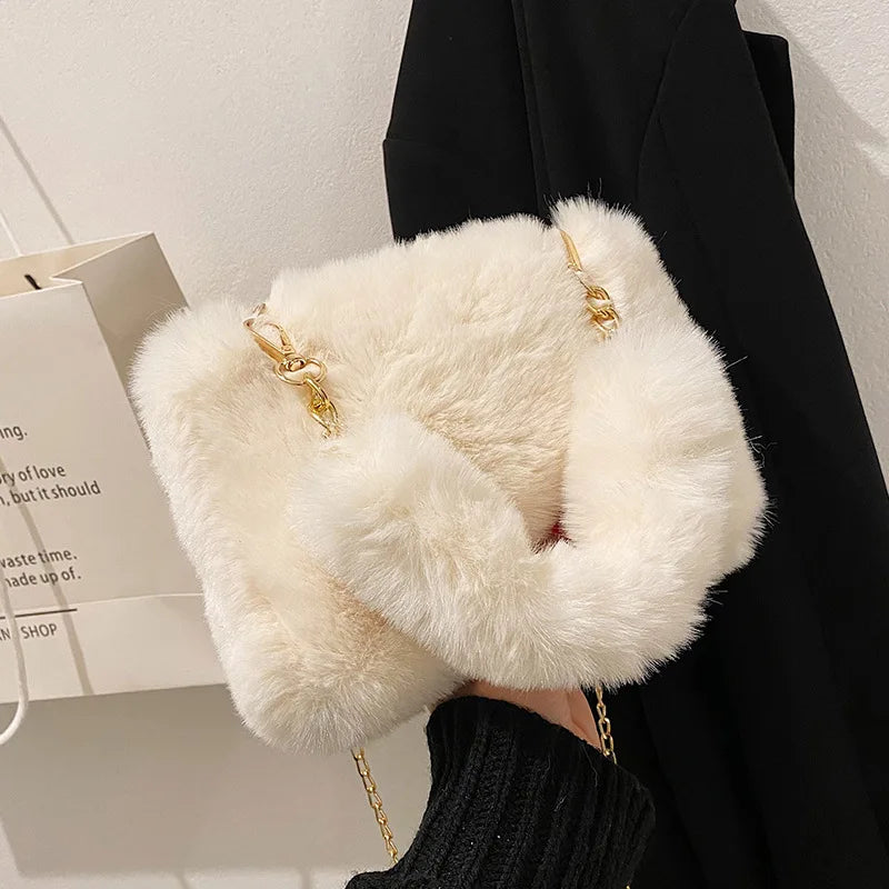 Sac à Main Fausse Fourrure Doux et Élégant