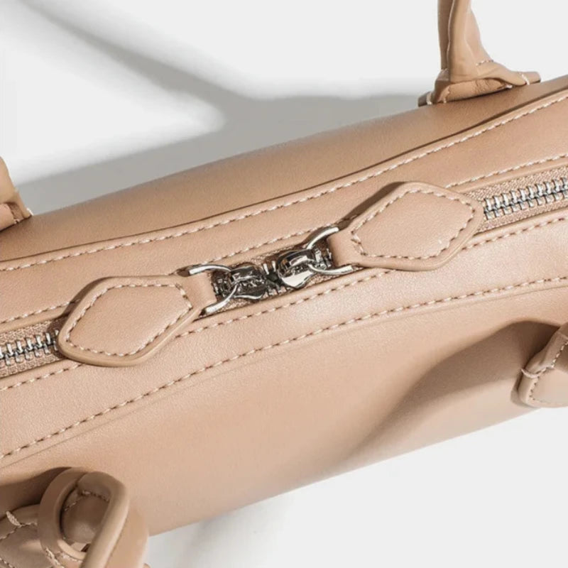 Sac à Main Baguette Chic avec Anse Élégante 