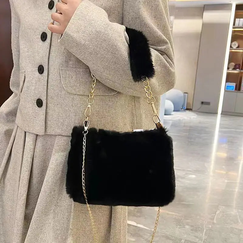 Sac à Main Fausse Fourrure Doux et Élégant