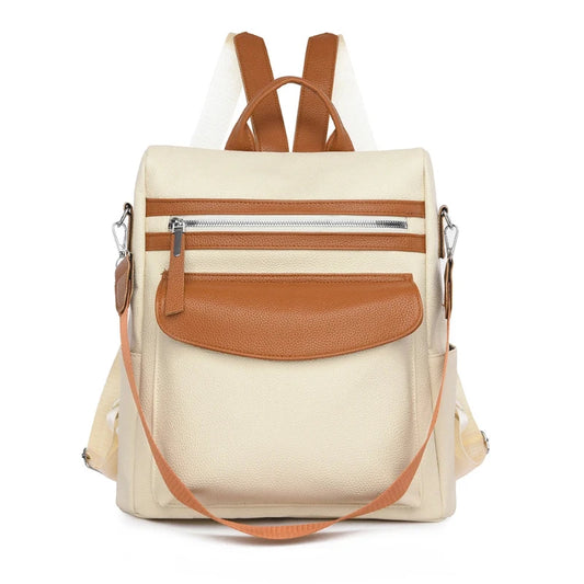 Sac à Main et à Dos Femme Chic et Pratique sur fond blanc