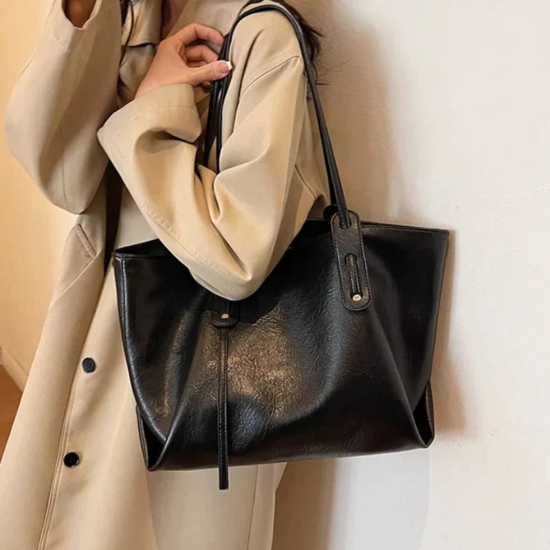 Sac à Main Cabas Spacieux Design Sobre