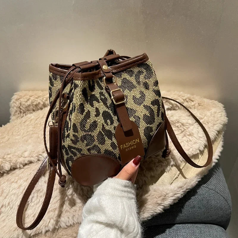Sac à Main Fourre Tout à Motif Léopard