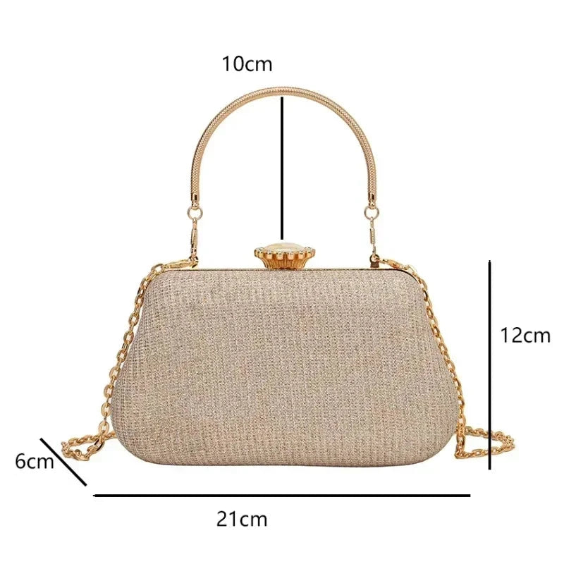 Sac à Main de Soirée Glamour Design Chic et Intemporel, avec ses dimensions détaillées 