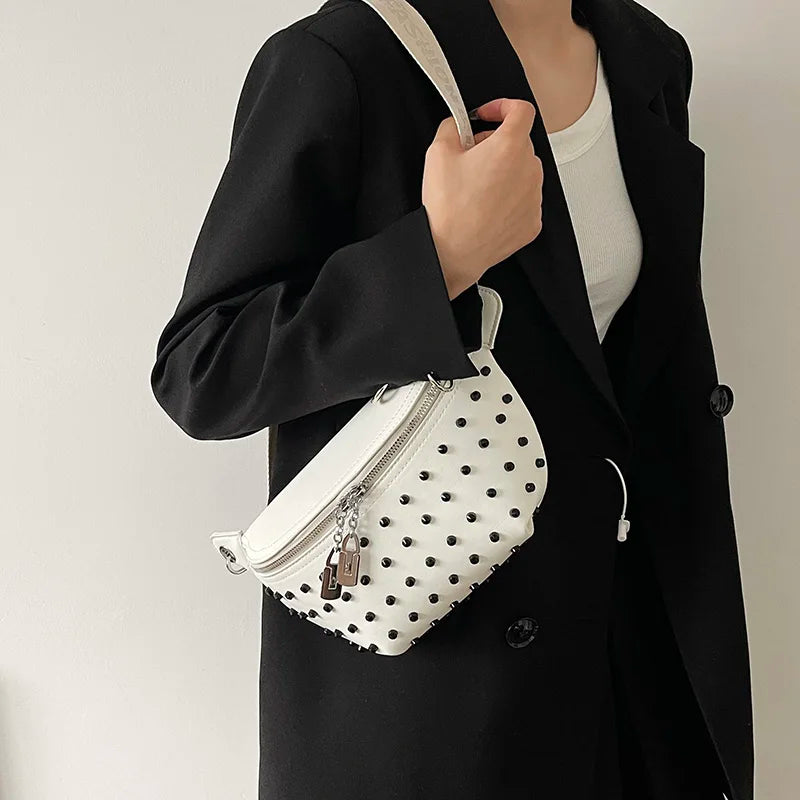 Sac Banane Clouté portée à la main - Noir - Blanc