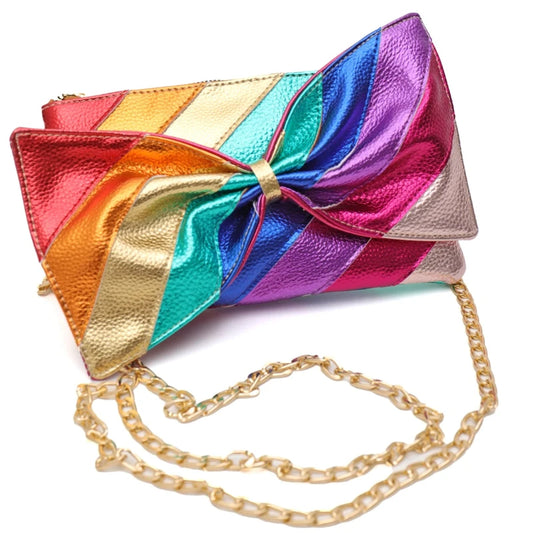 Sac à Main Multicolore avec Nœud de Papillon sur fond blanc