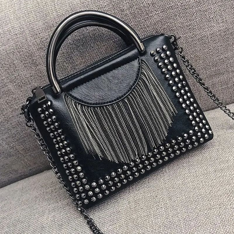 Petit Sac à Main Noir Élégant et Raffiné