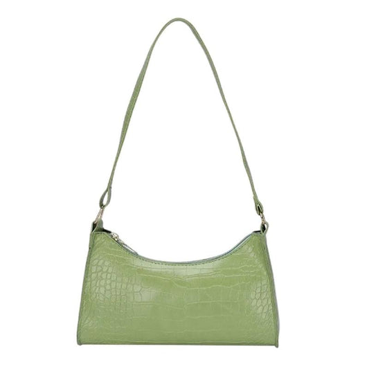 Sac Baguette Matelassé et Luxueux sur fond blanc