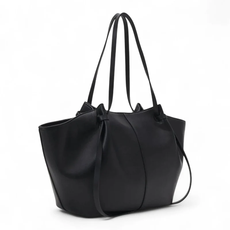 Sac de Cours Femme Grande Capacité noir, vue de trois quarts studio - Marron - Noir - Camel - Bordeaux - Vert Kaki - Blanc