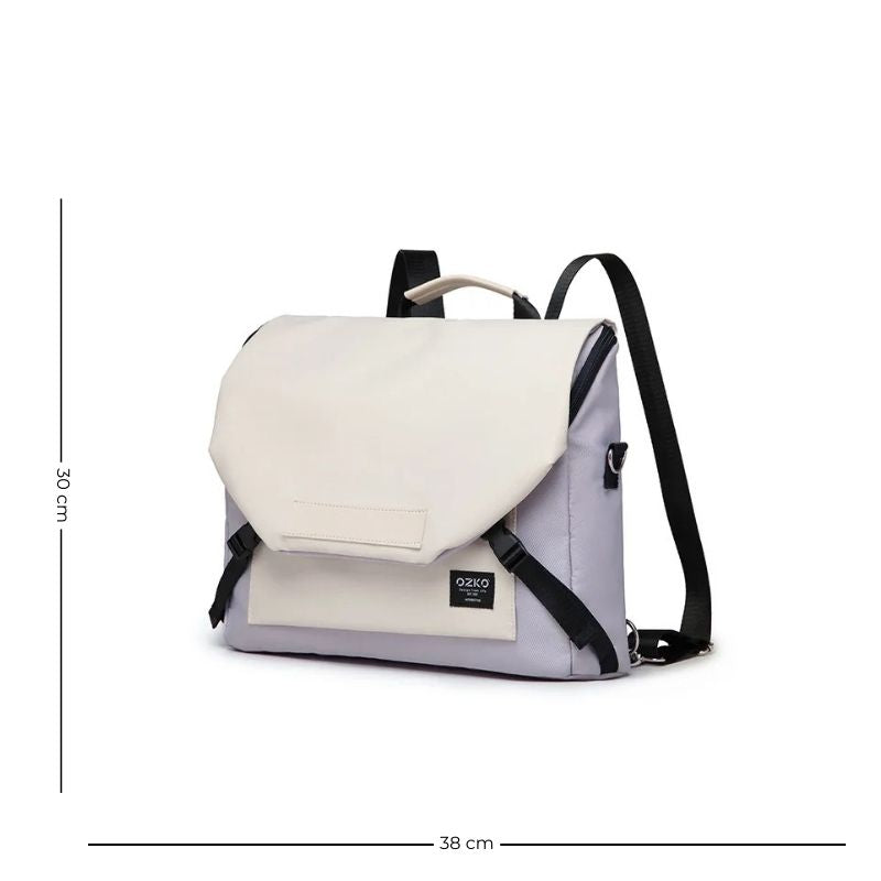 Sac Ordinateur Femme Moderne en Nylon sur fond blanc