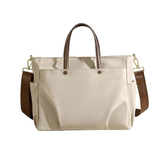 Sac Ordinateur Femme Pratique en Nylon sur fond blanc